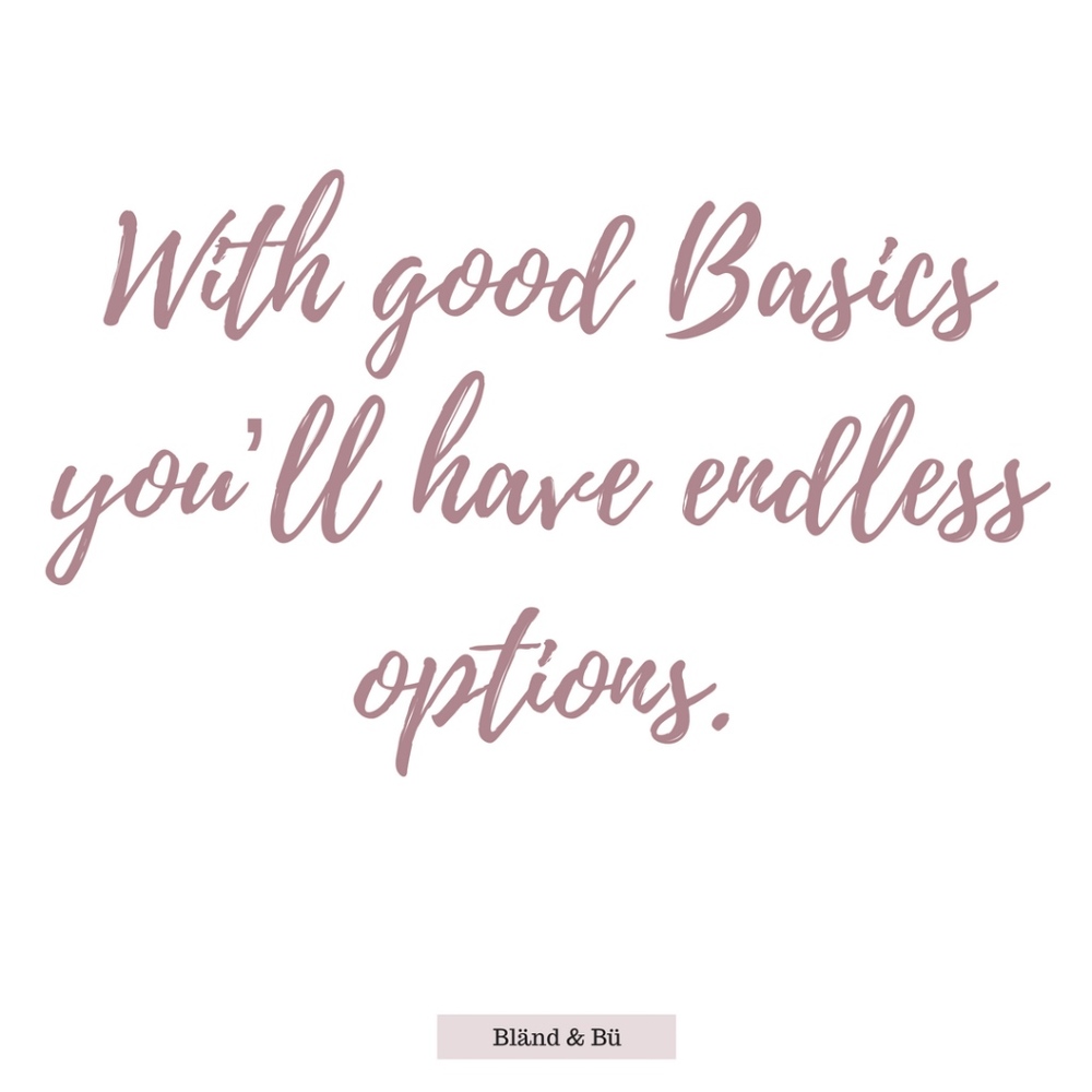 WOMEN'S BASICS